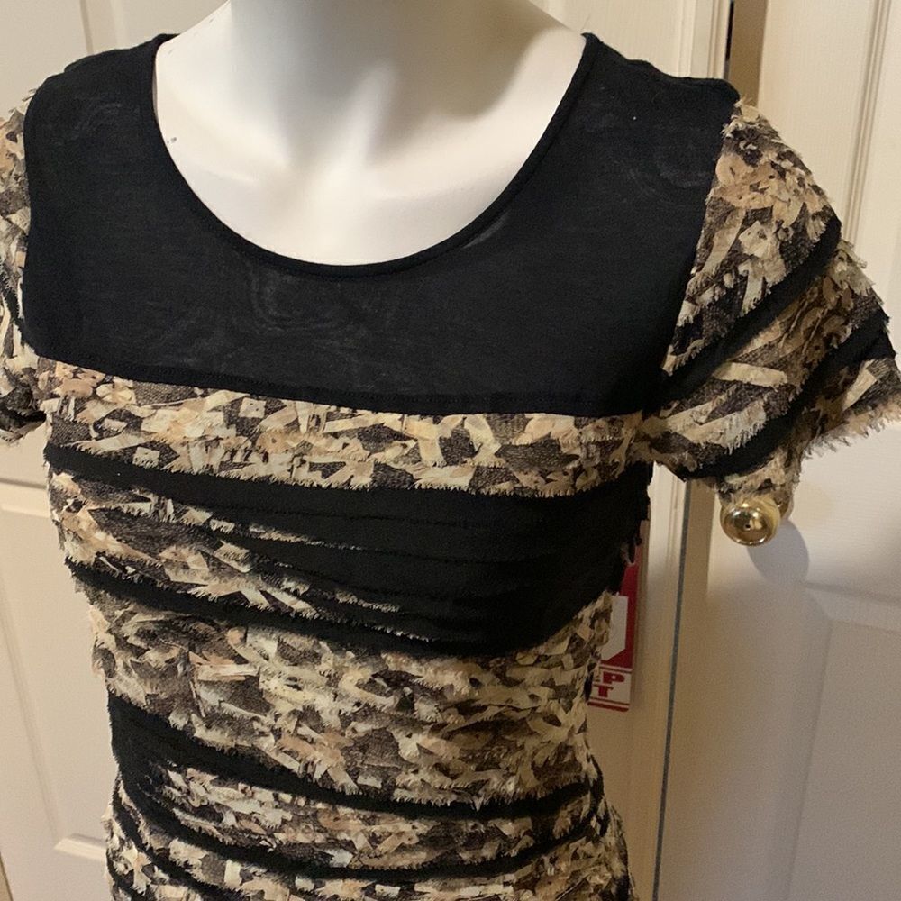 Diane Von Furstenberg rough edge tiered dress. Vintage Contemporary Classic - Picture 5 of 15